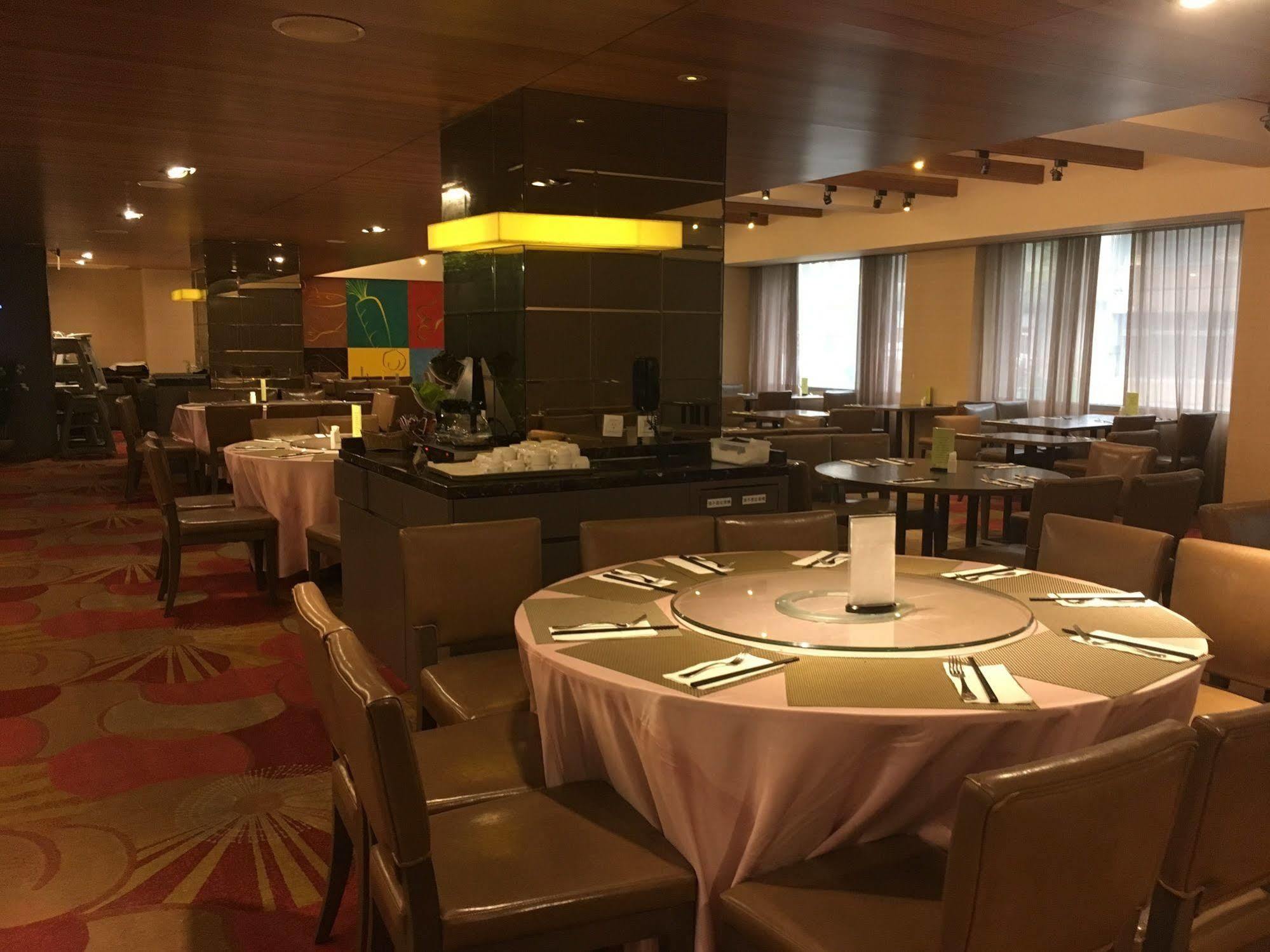 Park City Hotel Central טאיצ'ונג מראה חיצוני תמונה