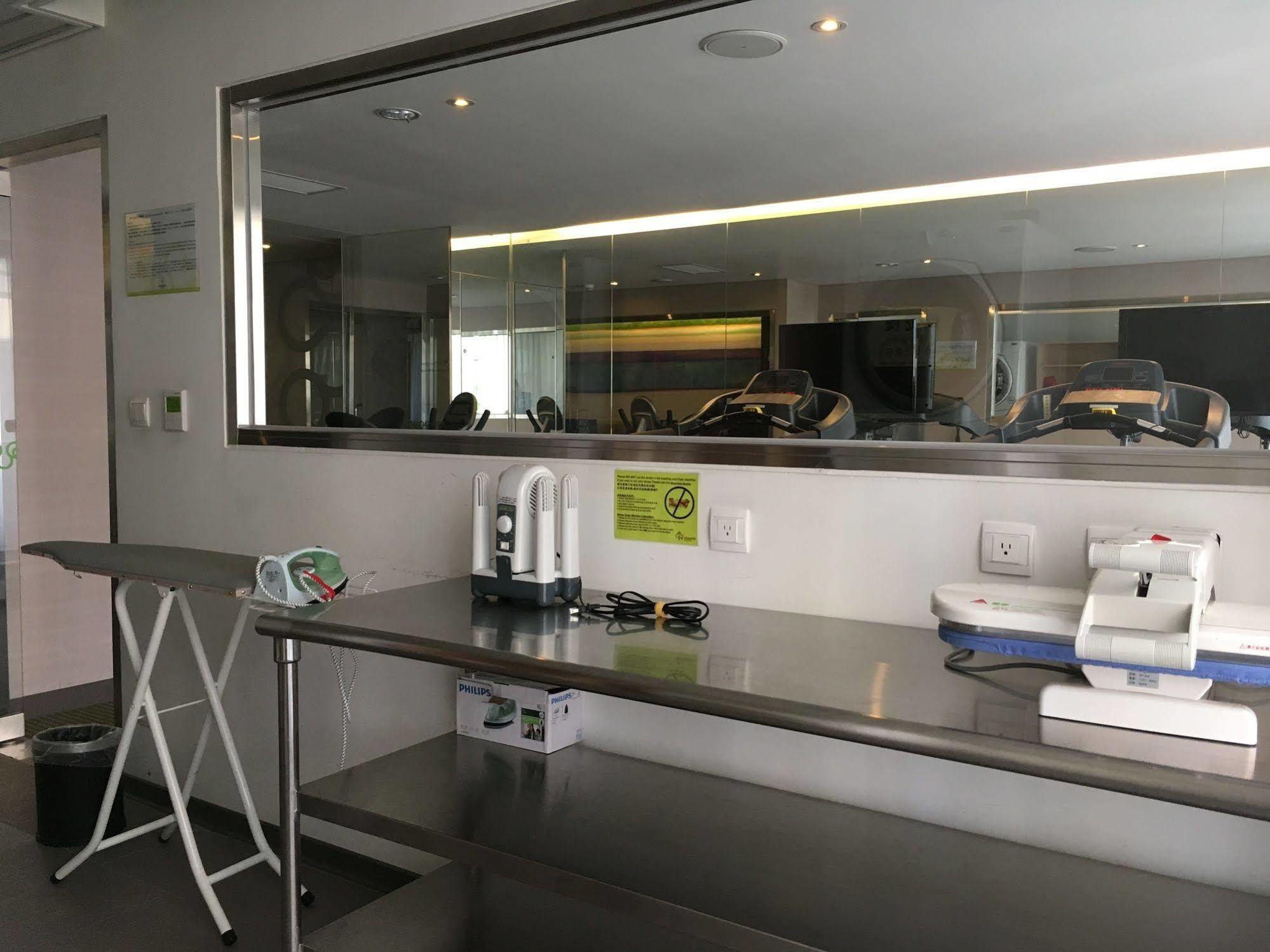 Park City Hotel Central טאיצ'ונג מראה חיצוני תמונה