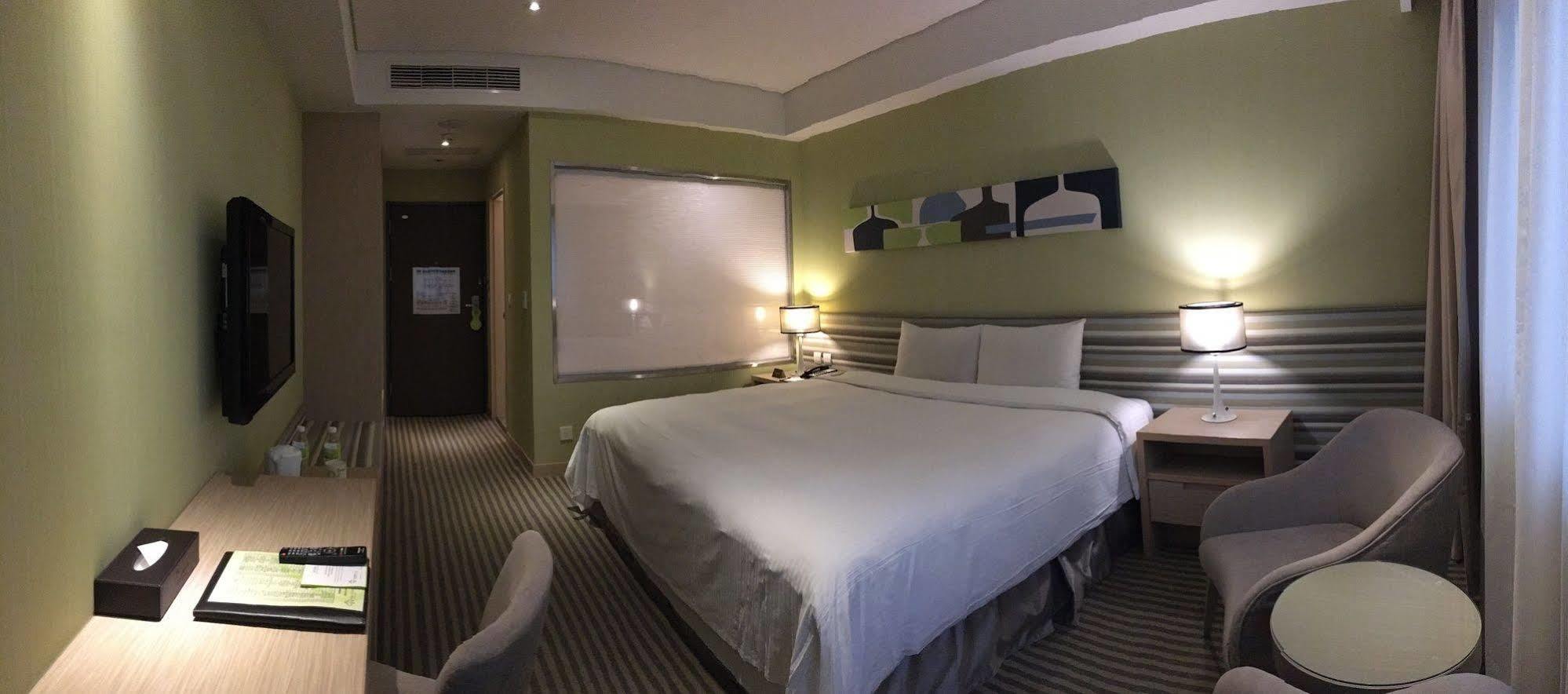 Park City Hotel Central טאיצ'ונג מראה חיצוני תמונה