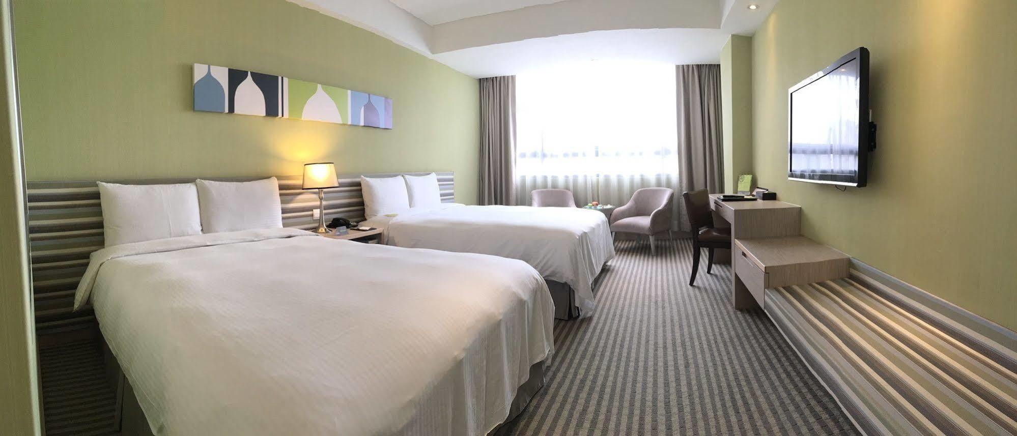 Park City Hotel Central טאיצ'ונג מראה חיצוני תמונה