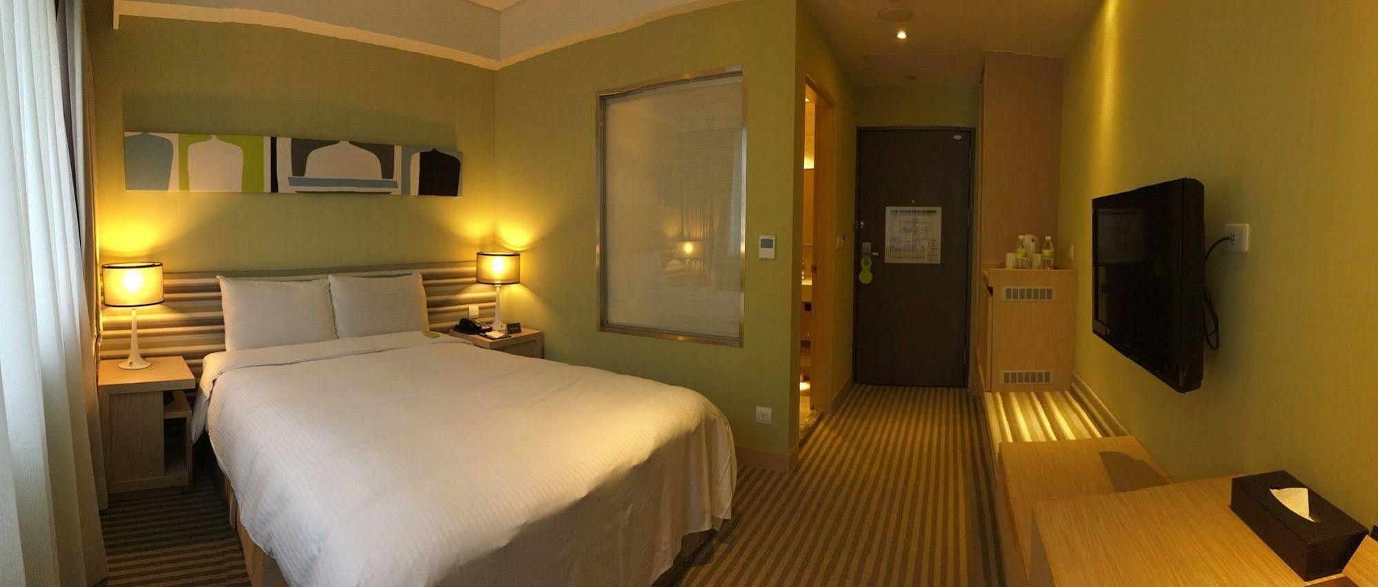 Park City Hotel Central טאיצ'ונג מראה חיצוני תמונה